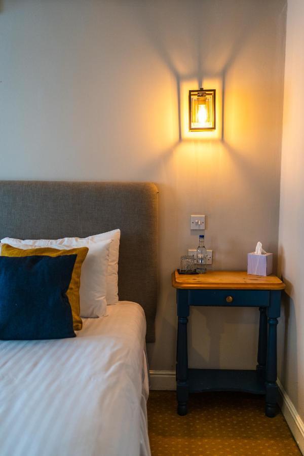 The Bridge Hotel Macclesfield Bagian luar foto